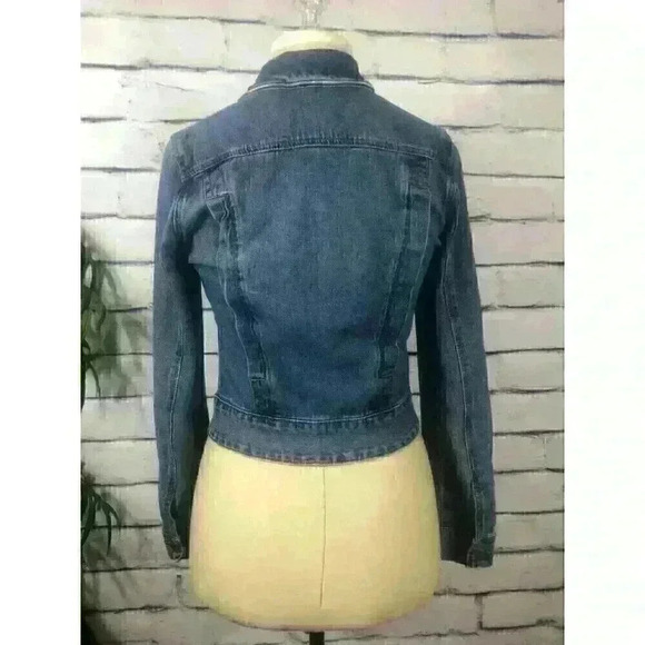 Free People Denim Jean Jacket Size XS Medium Wash Button Up Long Sleeve Collared - Picture 6 of 11